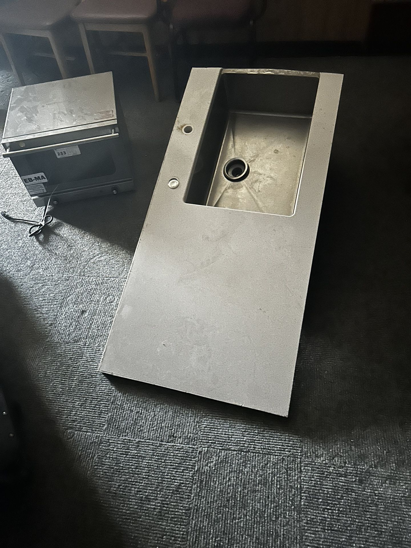 Kitchen/Industrial sink 