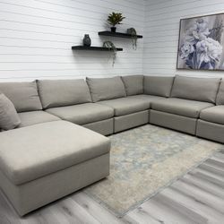 Bassett Modular Sectional Couch 