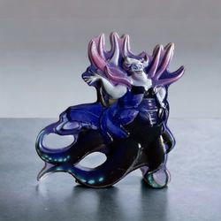 NEW Walt Disney Parks Mirrorverse Limited Release Pin Ursula