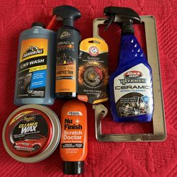 Auto Accessories 7 Piece Complete Total 20$.
