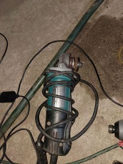 Makita Angle Grinder Corded
