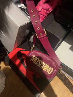 Authentic Moschino Purse 1000$