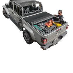 JEEP GLADIATOR 2020-2024 ROLL-UP TONNEAU COVER BRAND NEW TAKE-OFF