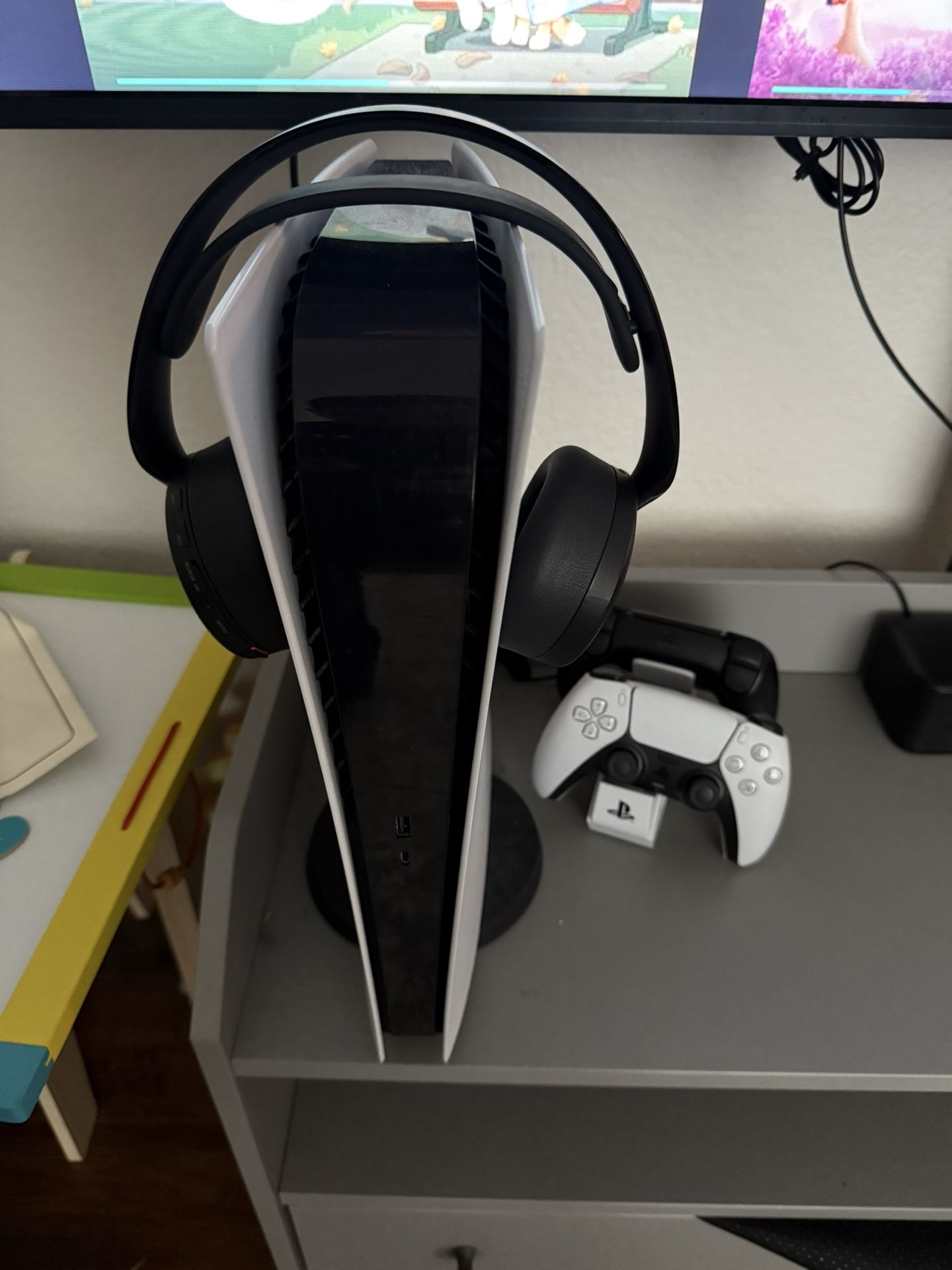 PS5 w/ Accessories