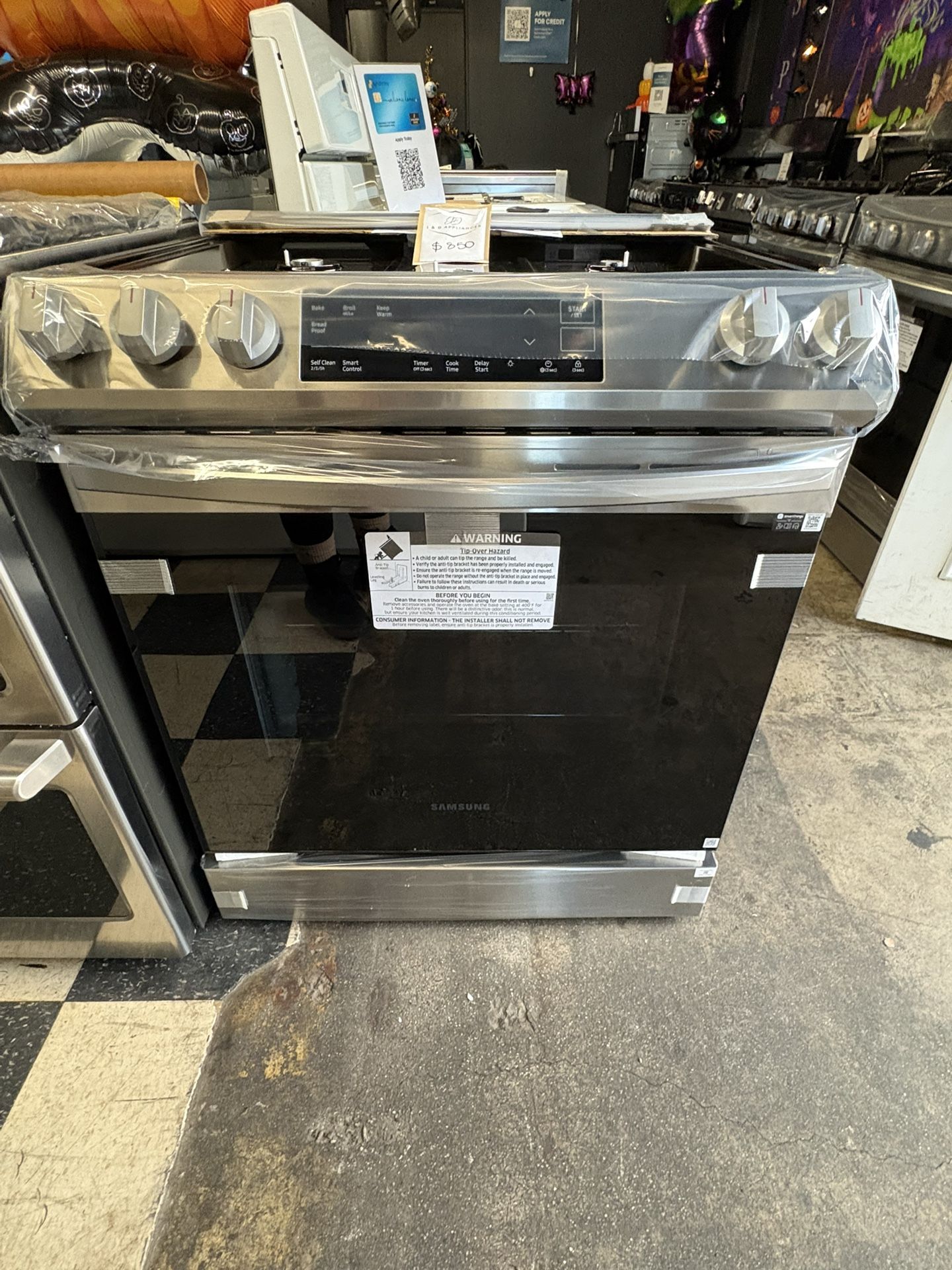 Samsung Slide In Gas Stove In Stainless Steel 👻🎃