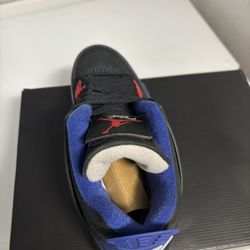 Size 10.5 Rare Air Jordan 4 
