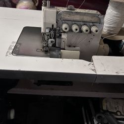 Pegasus Industrial Overlock Sewing Machine