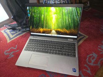 Dell Latitude laptop Intel core i7 11th Gen 32gb Ram 512gb Ssd Windows 11pro
