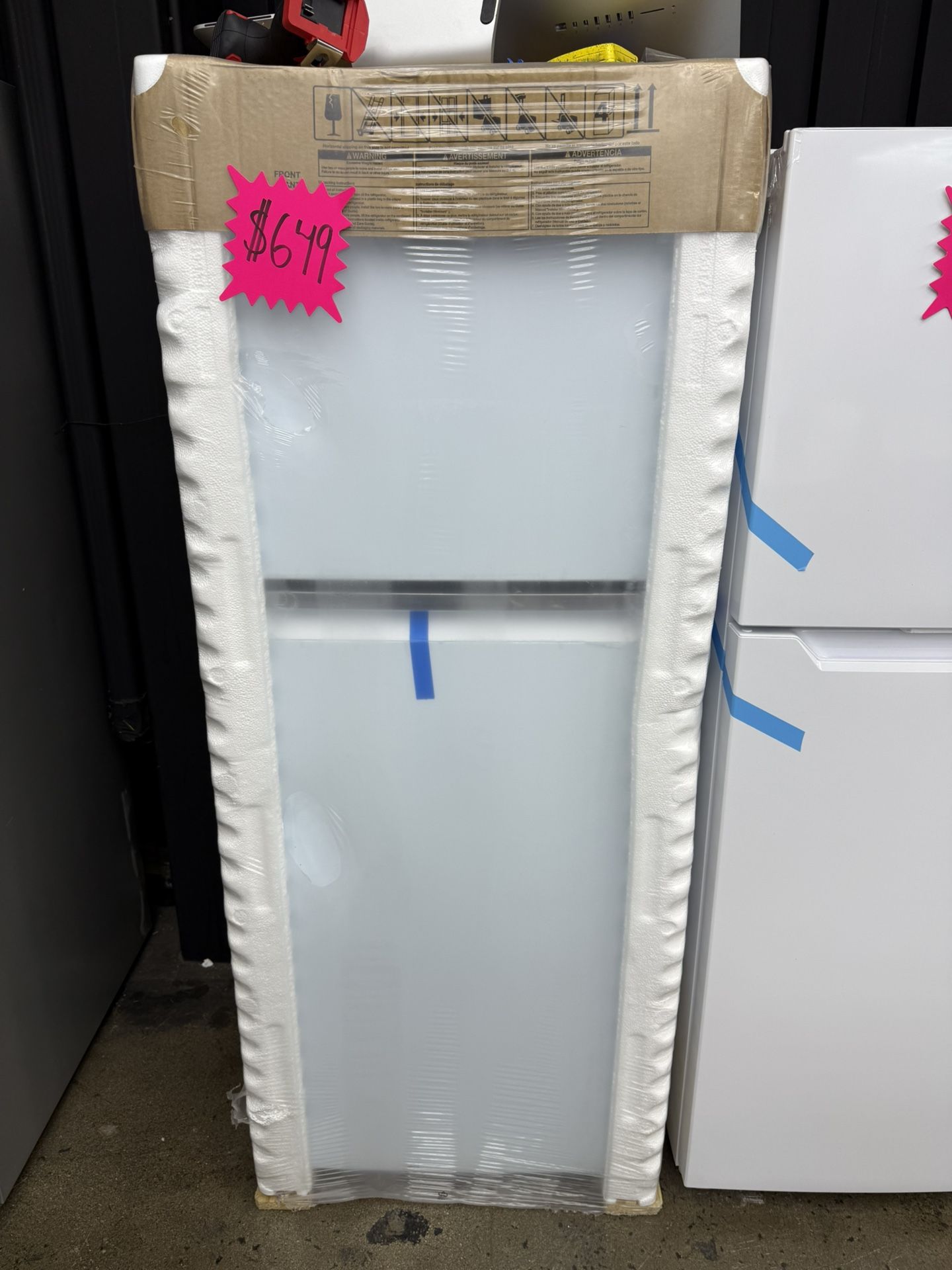 Brand new whirlpool white refrigerator 10 cubic