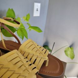 Lucky Brand blairia sandals- mimosa (yellow)