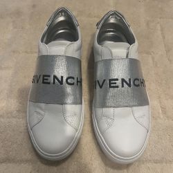 Authentic Givenchy Sneakers 