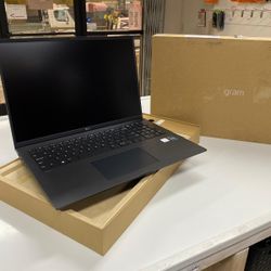 LG Gram 15 Laptop Windows 11 Core I5 11th Gen 16GB RAM 512GB SSD Intel IRIS XE Open Box - PAYMENTS PLAN AVAILABLE NO CREDIT NEEDED 
