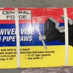 Swivel Vise With Pipe Claws 5” BRAND NEW