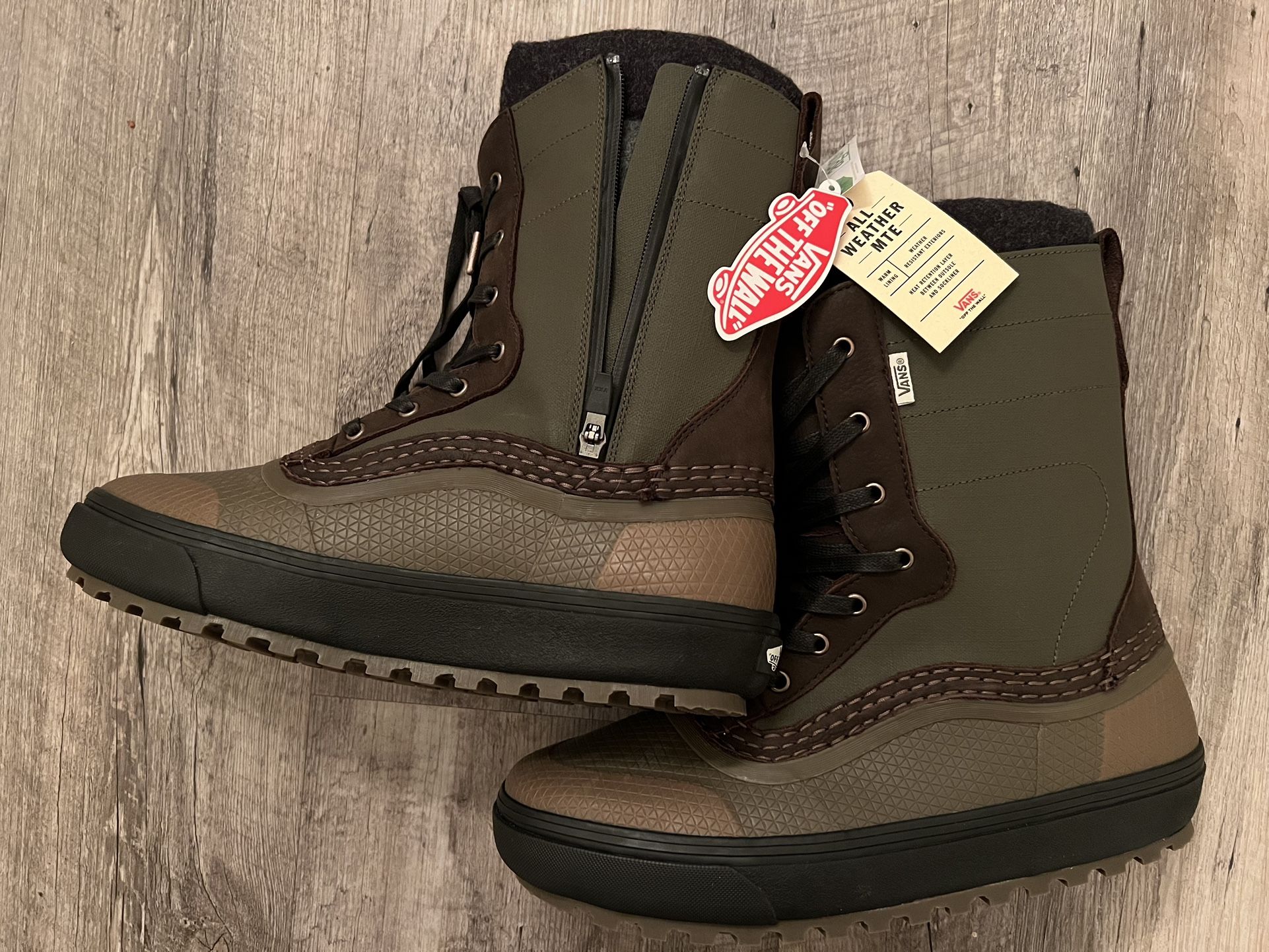 Vans Zip MTE Snow Boot (BRAND NEW!!!)