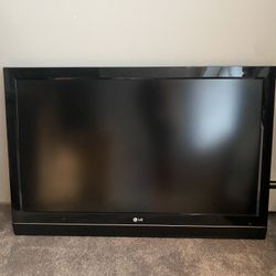 LG 46 Inch TV