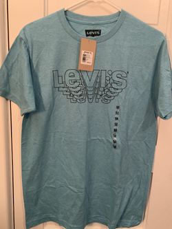 Levi’s T-shirt