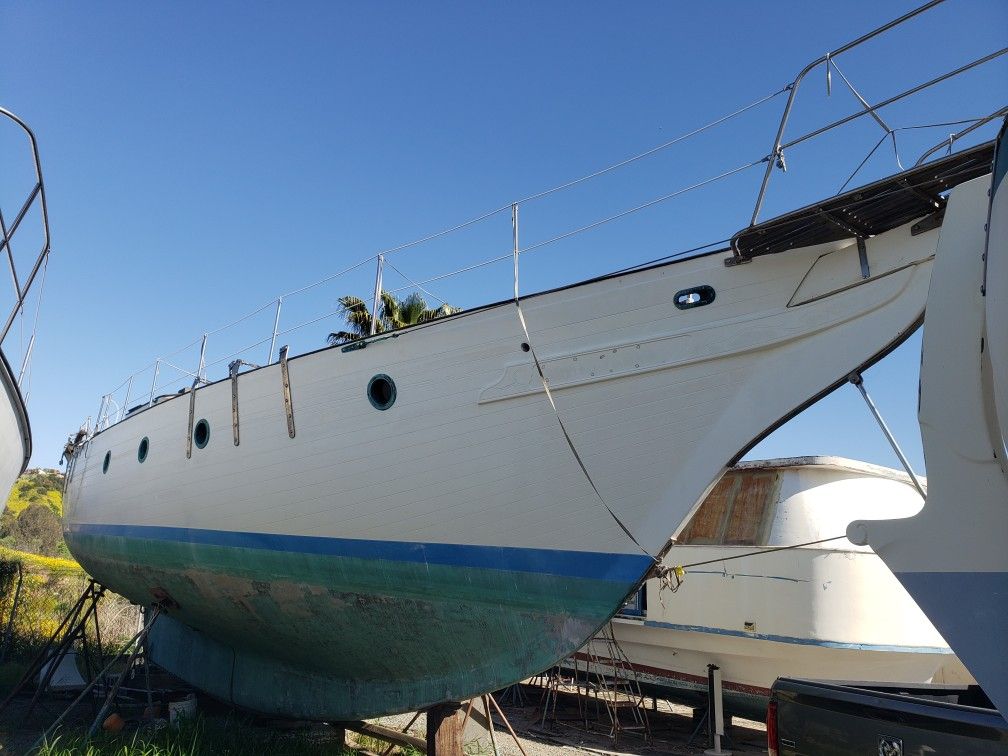 Hudson Force 50 Ketch