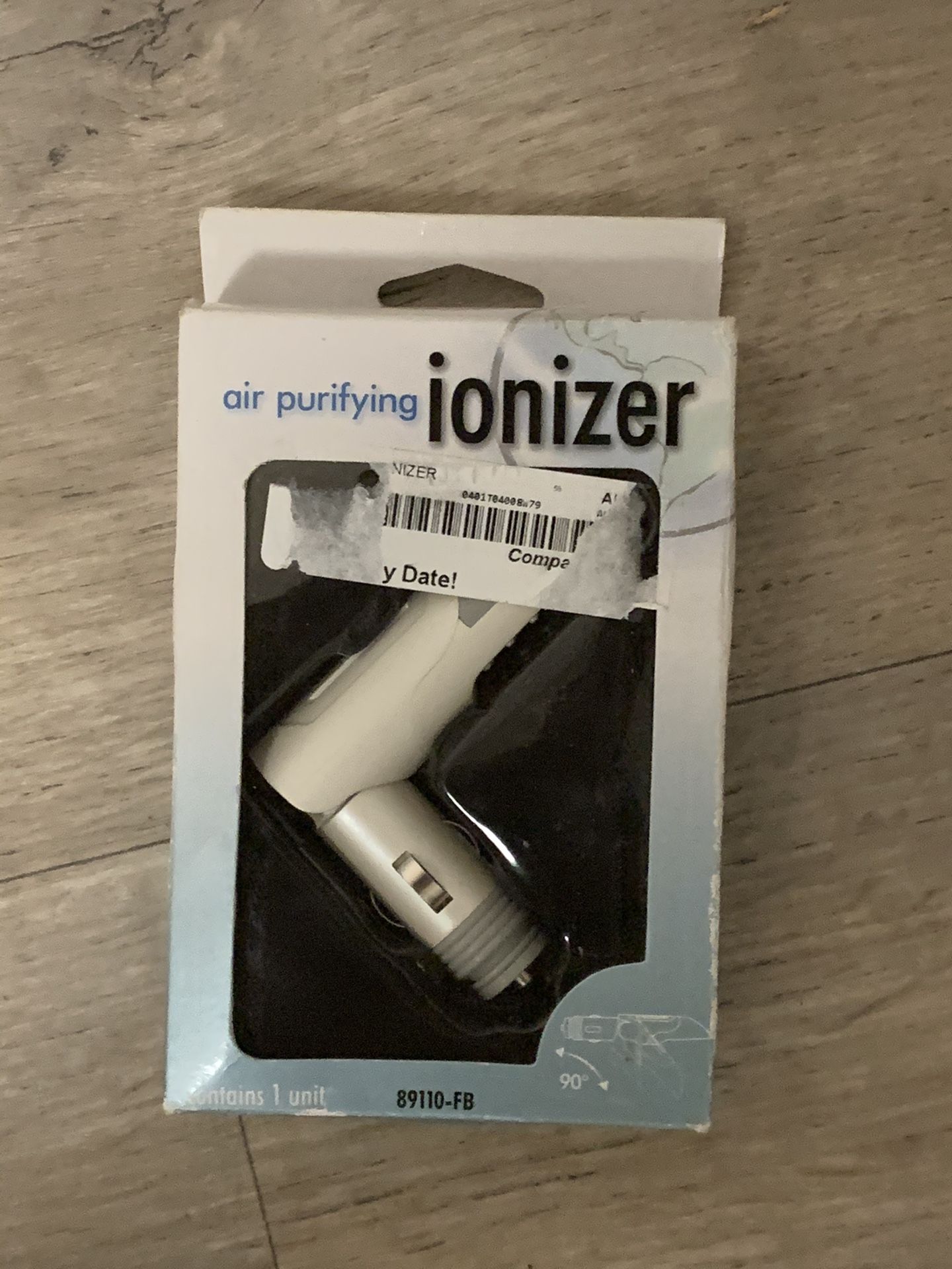 Air purifying ionizer