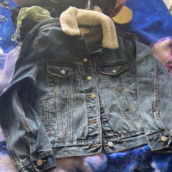 Brand New Pink Jacket Size Medium !!!! 