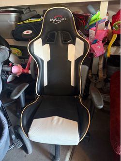 Gaming chair