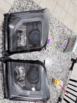 2017 Yukon headlights, fog lights and trim