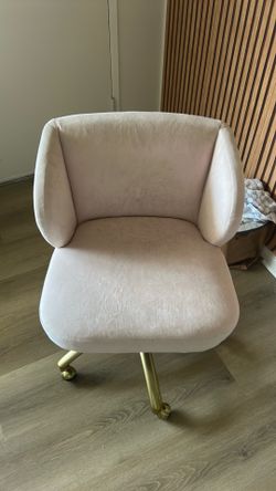 Pink chair