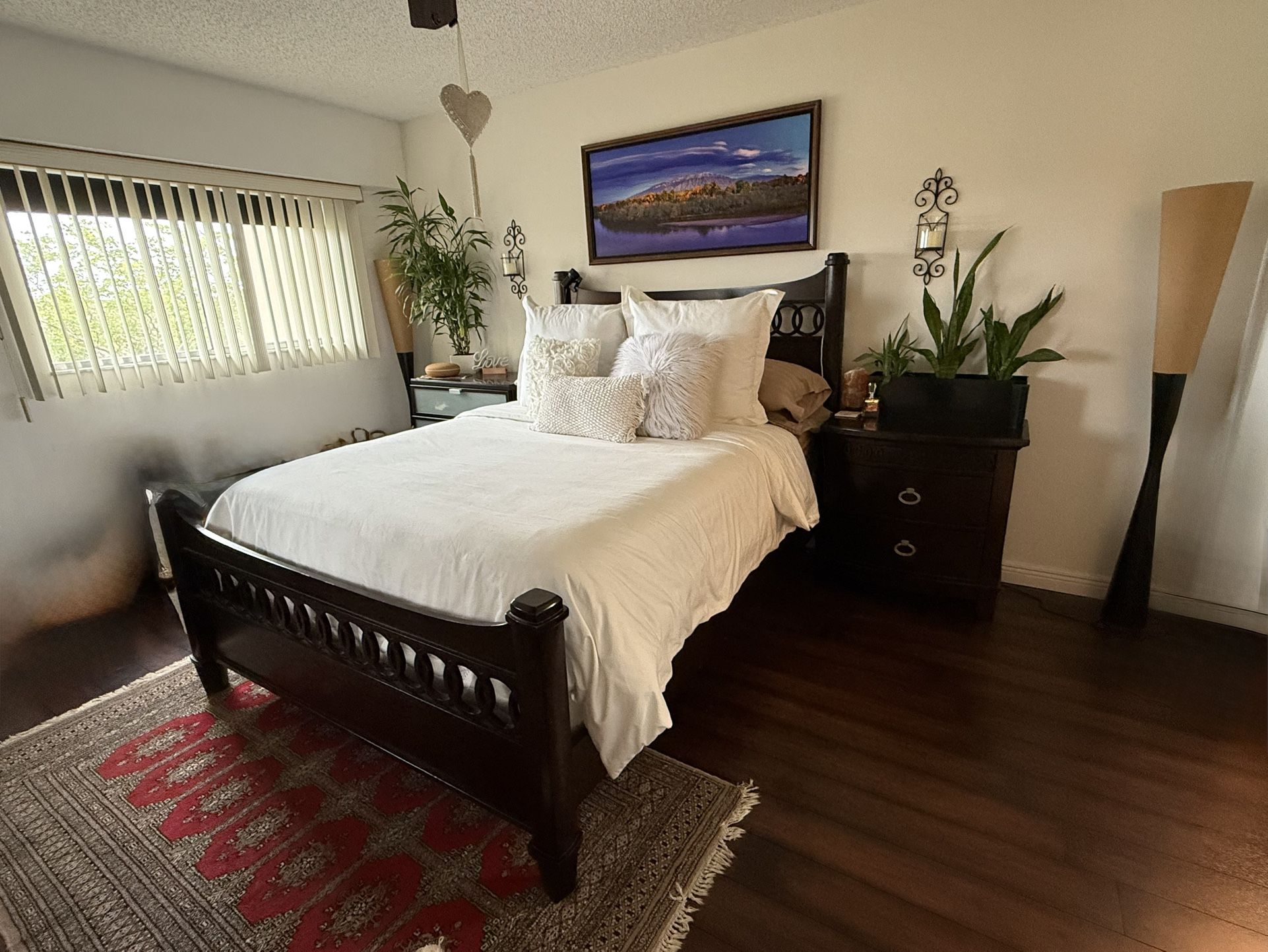 Queen Bedroom Set