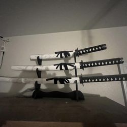 White Japanese Sword Set: Katana, Wakizashi, & Tanto