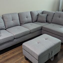 New Gray Sectional Couch with A Pullout Console! Includes Free Delivery 🚚! 