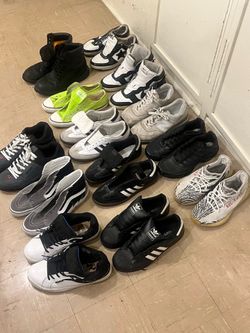 Bulk sneakers
