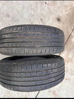 Pair of used tires 205/55/16