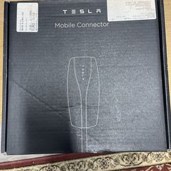 Tesla Mobile Connector Charger (Original)