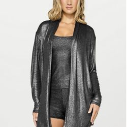 Fabletics Cardigan in Shimmered Iconic Black/Silver, Medium