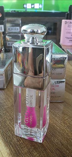 CHRISTIAN DIOR Lip Glow Oil in shade 000 Universal Clear (Cherry Oil Infused, 6 ml 3 AVAILABLE # 1035