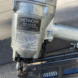 Hitachi. Pistola 