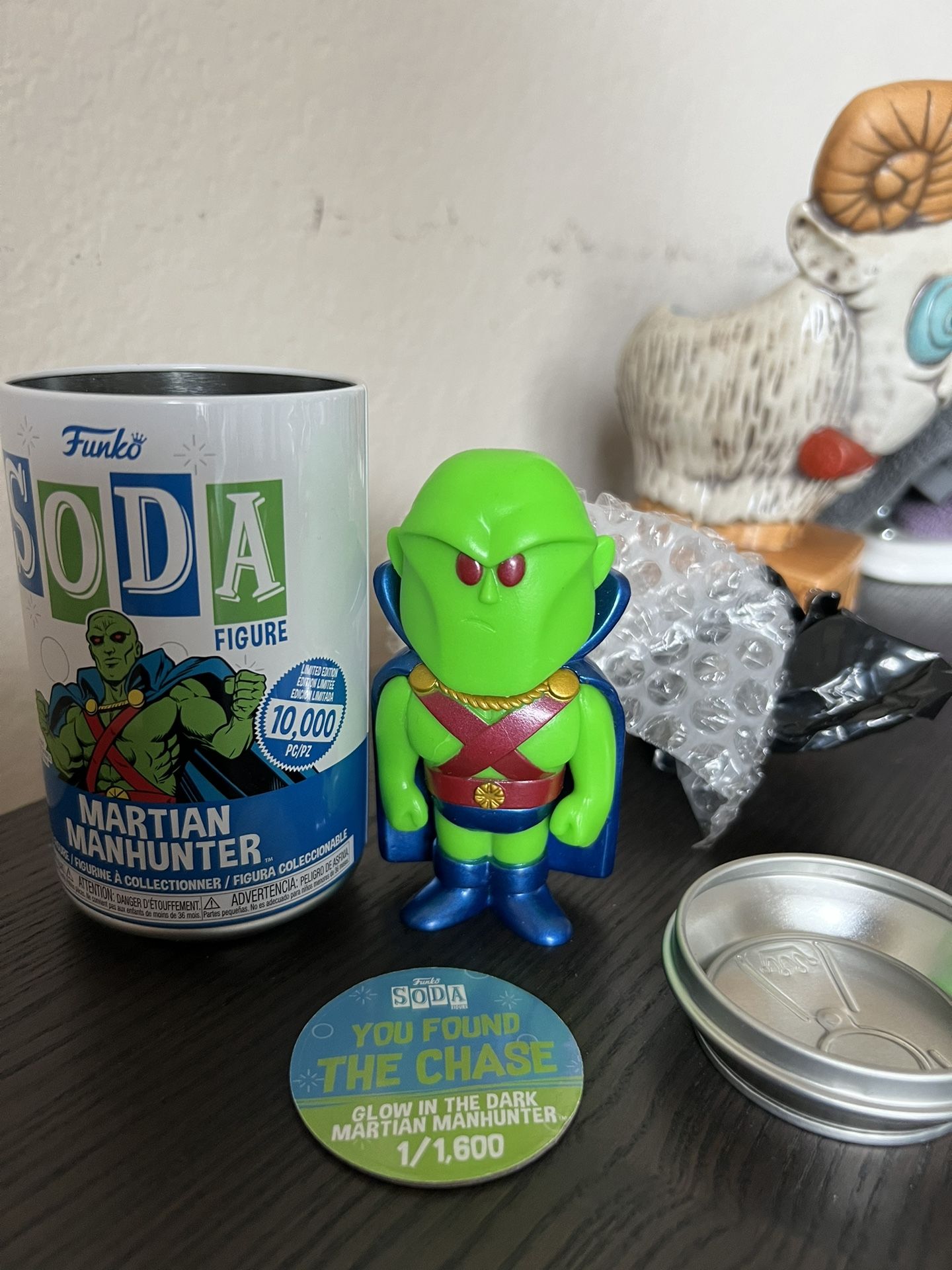 LIMITED EDITION CHASE GLOW METALLIC Martian Manhunter Funko Soda DC Comics GITD