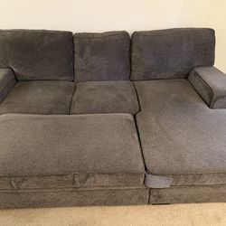 Memory Foam Pullout Couch With Storage