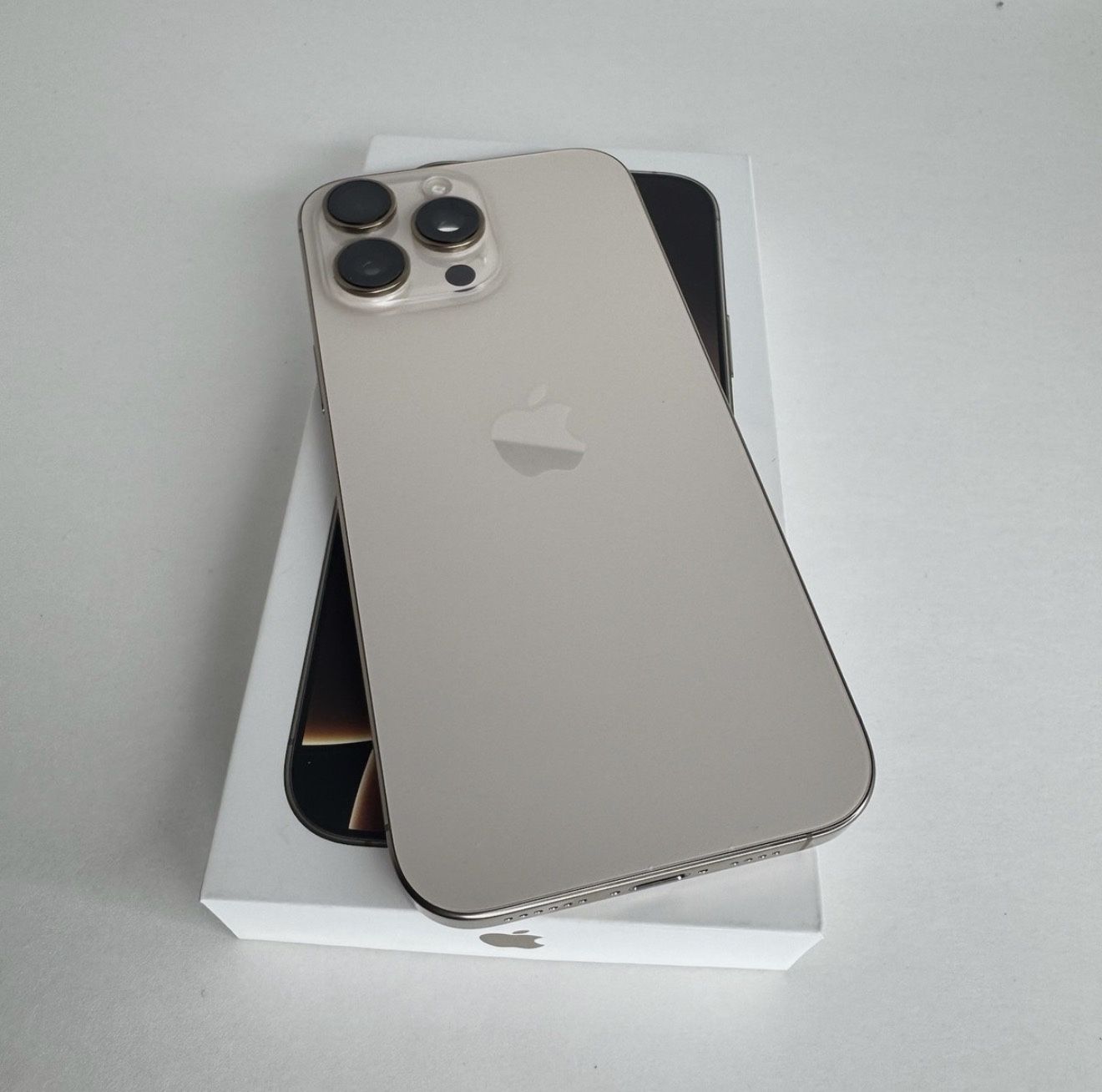 Apple iPhone 16 Pro Max 256gb Unlocked 