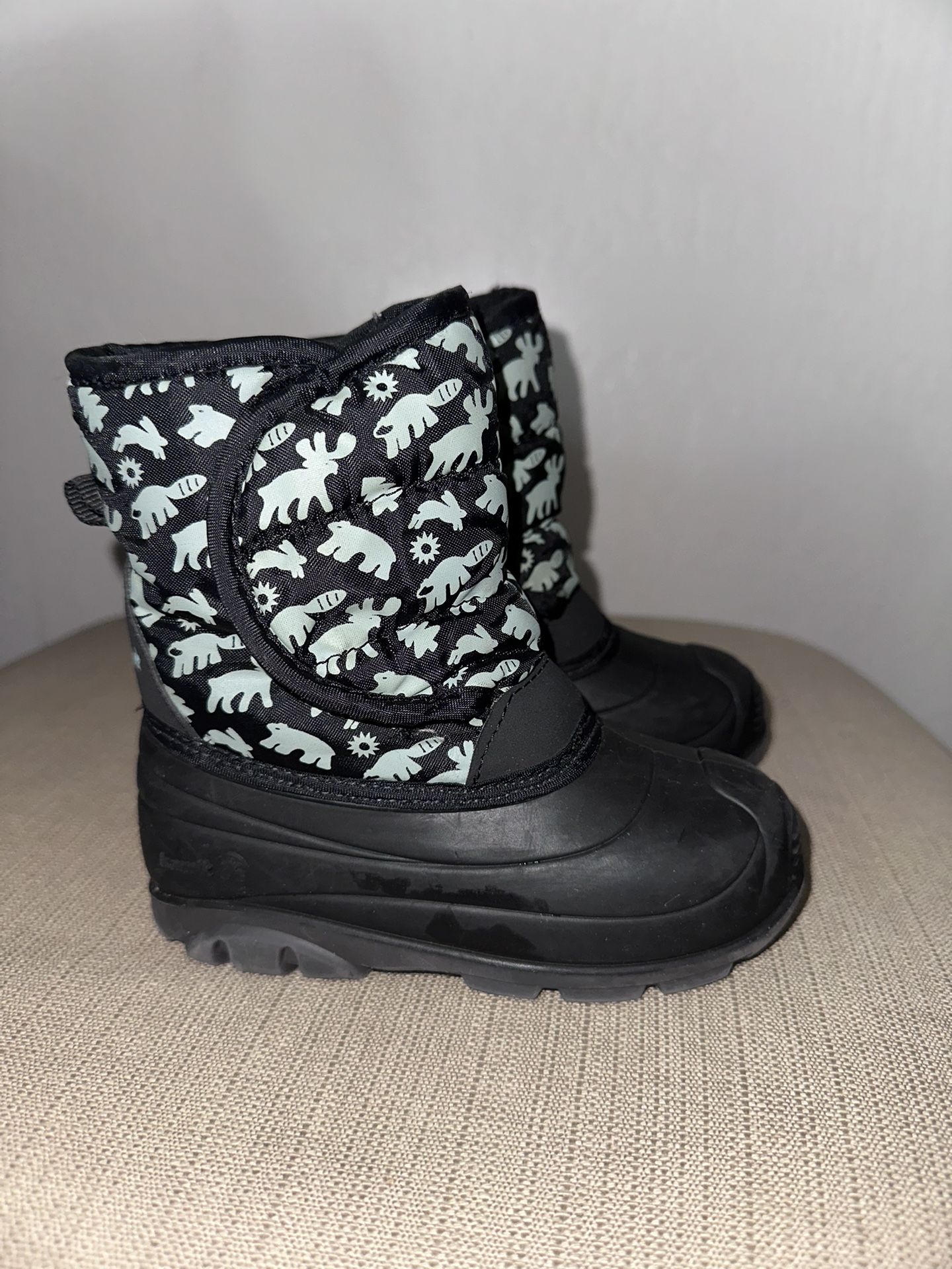 Kids Snow Boots Size 10