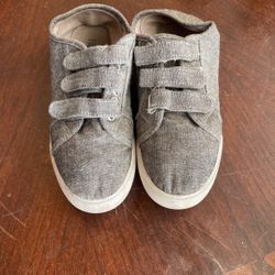 FabKids Shoes Size 3
