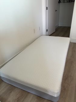 Twin mattress 8” Zinus Hybrid
