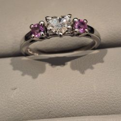 14K White Gold Ring With Heart Shaped Diamond 