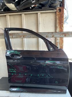 2018 - 2023 BMW X3 - FRONT RIGHT PASSENGER SIDE DOOR SHELL OEM
