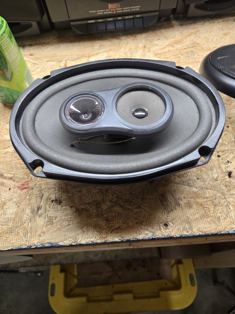 2 New Speakers 6 By 9