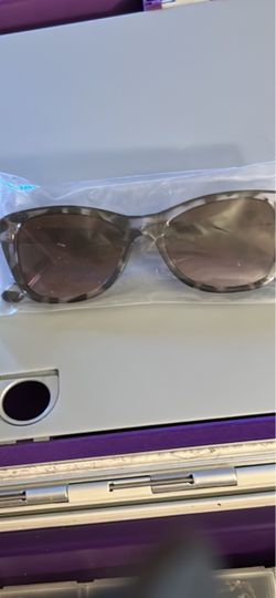 Gray Tortoise Frame Sunglasses