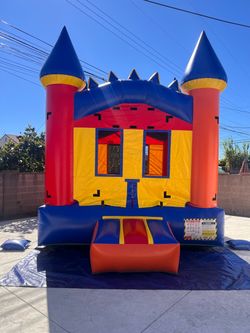 Castle Multicolor 11 x 11 Jumper Bounce House
