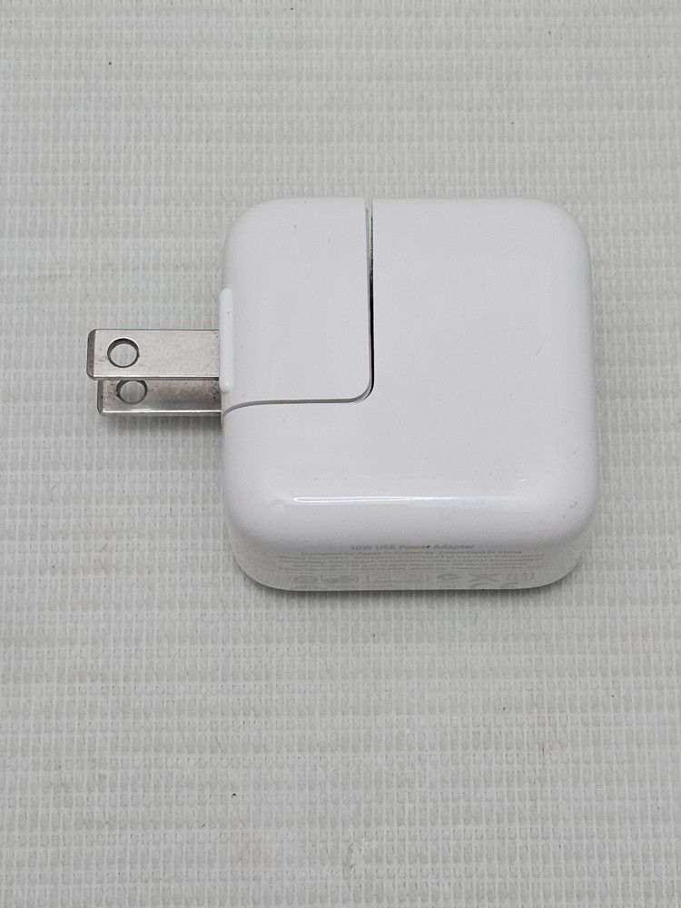 Apple A1357 10W USB Power Adapter for iPhone, ipad and iPod - White 