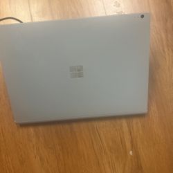 Gaming Touchscreen Microsoft Surface Book Corei7 6th Gen.8gb Ram 256gb SSD Ein 10pro Office NVidia Gpu