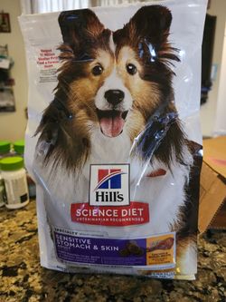 Hills dog food sensitive stomach and skin