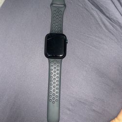 Apple Watch Series 7 